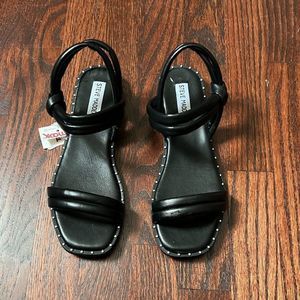 Black Steve Madden puffy sandals
